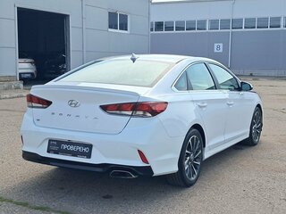 2017 Hyundai Sonata VII (LF) Рестайлинг, белый, 1598066 рублей, вид 5