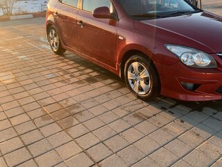 2010 Hyundai i30 I Рестайлинг, красный, 420000 рублей, вид 5