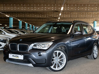2013 BMW X1 18i I (E84) Рестайлинг, серый, 1300000 рублей, вид 1