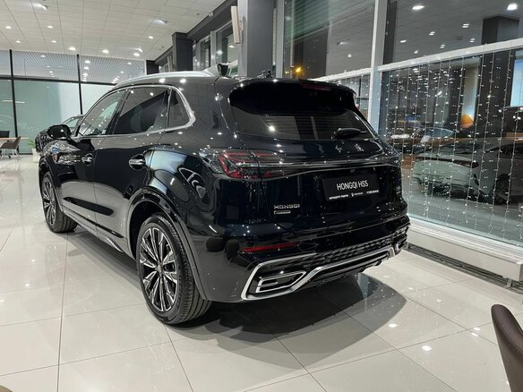 2025 Hongqi HS5 I Рестайлинг, чёрный, 4699000 рублей - вид 2
