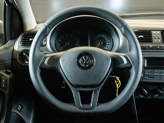 2016 Volkswagen Polo V Рестайлинг, серебристый, 1050000 рублей, вид 5