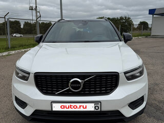 2021 Volvo XC40 I, белый, 2611323 рублей, вид 2