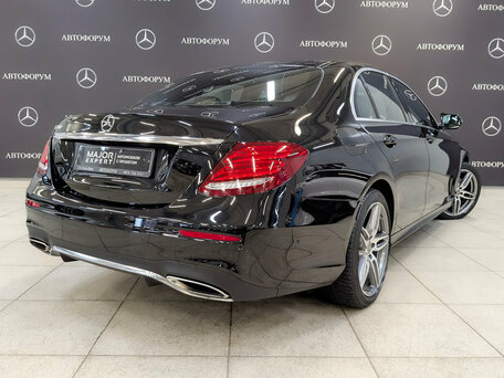2019 Mercedes-Benz E-Класс 200 V (W213, S213, C238), чёрный, 3395000 рублей, вид 5