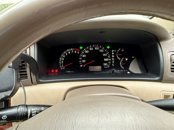 2002 Toyota Corolla IX (E120, E130), серый, 750000 рублей - вид 12