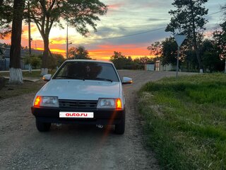 1998 Lada (ВАЗ) 21099, белый, 300000 рублей, вид 1