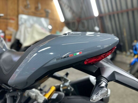 2017 Ducati Monster 1200, серый, 1220000 рублей - вид 30