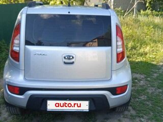 2012 Kia Soul I Рестайлинг, серебристый, 800000 рублей, вид 5