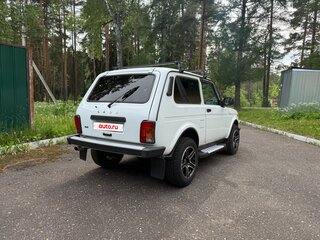 2017 Lada (ВАЗ) 2121 (4x4) I Рестайлинг, белый, 650000 рублей, вид 4