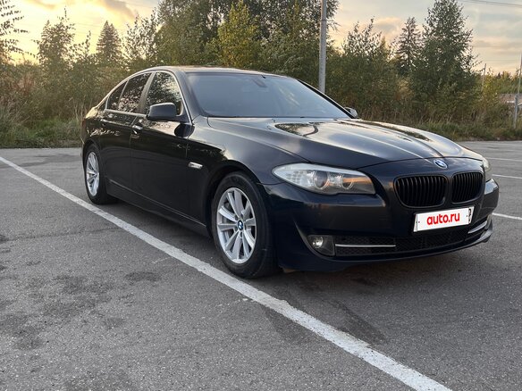 2010 BMW 5 серии 523i VI (F10/F11/F07), чёрный, 1500000 рублей - вид 6