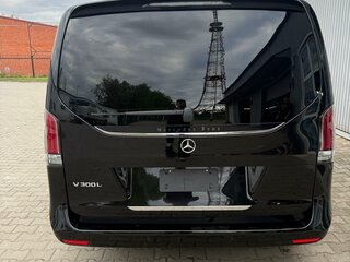 2024 Mercedes-Benz V-Класс Long 300 длинный III (W447) Рестайлинг 2, чёрный, 10000000 рублей, вид 3