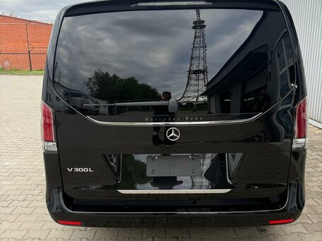 2024 Mercedes-Benz V-Класс Long 300 длинный III (W447) Рестайлинг 2, чёрный, 10000000 рублей, вид 3