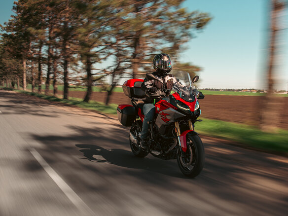 2021 BMW F 900 XR, красный, 1050000 рублей - вид 28