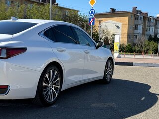 2019 Lexus ES 250 VII, белый, 5100000 рублей, вид 5