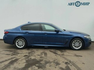 2020 BMW 5 серии 520d xDrive VII (G30/G31/G38) Рестайлинг, синий, 3999000 рублей, вид 4