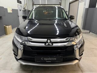 2018 Mitsubishi Outlander III Рестайлинг 2, чёрный, 1999000 рублей, вид 2