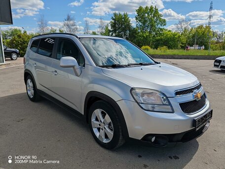 2013 Chevrolet Orlando I, серебристый, 1149000 рублей, вид 3