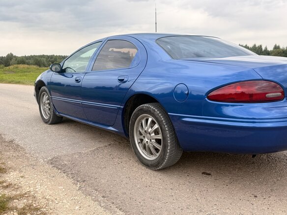 2002 Chrysler Concorde II, синий - вид 4