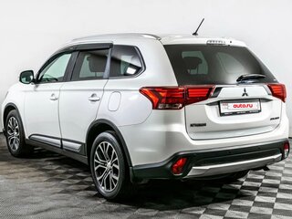 2016 Mitsubishi Outlander III Рестайлинг 2, белый, 1750000 рублей, вид 5