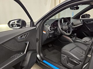 2023 Audi Q2 35 TDI I Рестайлинг, серый, 2280700 рублей, вид 5