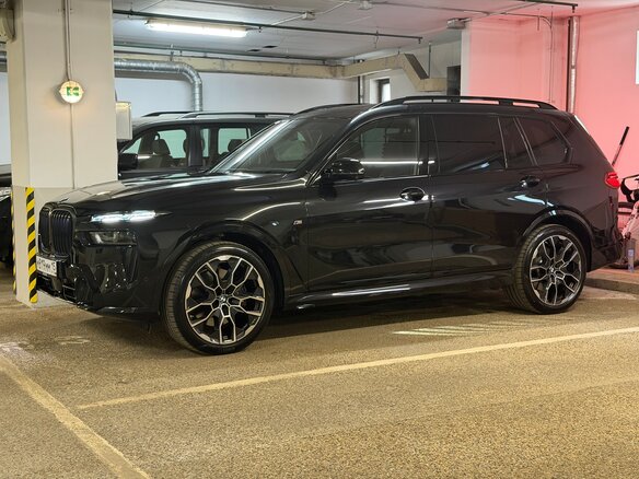 2025 BMW X7 40d I (G07) Рестайлинг, чёрный, 16300000 рублей - вид 20