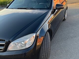 2010 Mercedes-Benz C-Класс 200 III (W204), чёрный, 1200000 рублей, вид 2