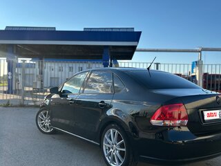 2013 Volkswagen Polo V, чёрный, 685000 рублей, вид 4