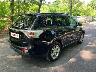 2012 Mitsubishi Outlander III, чёрный, 1500000 рублей, вид 3