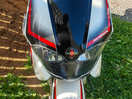 2010 Gilera Runner, белый, 135000 рублей, вид 1