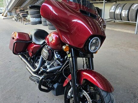 2022 Harley-Davidson Street Glide Special, красный, 2225000 рублей, вид 3