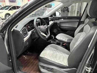 2023 Volkswagen Tayron I Рестайлинг, чёрный, 2550000 рублей, вид 3