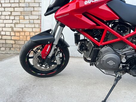 2012 Ducati Hypermotard, красный, 290000 рублей, вид 5