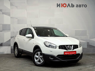 2013 Nissan Qashqai I Рестайлинг, белый, 1150000 рублей, вид 3