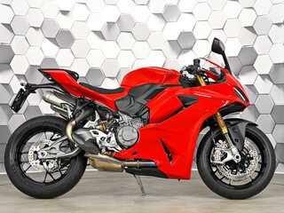 2025 Ducati Panigale V2, красный, 1977000 рублей, вид 3