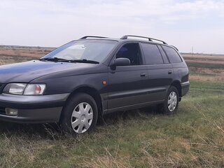 1993 Toyota Caldina I, чёрный, 420000 рублей, вид 1