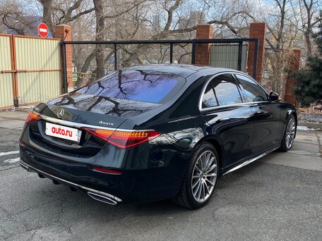 2020 Mercedes-Benz S-Класс 400 d 4MATIC VII (W223), зелёный, 8000000 рублей, вид 2