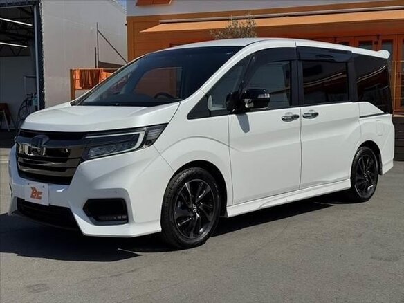 2022 Honda Stepwgn Spada V Рестайлинг, белый, 1610888 рублей