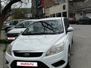 2011 Ford Focus II Рестайлинг, белый, 580000 рублей, вид 4