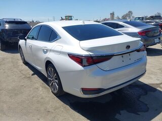 2021 Lexus ES 250 VII Рестайлинг, белый, 6000000 рублей, вид 5
