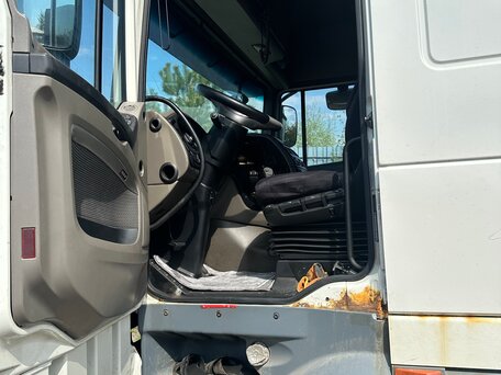 2013 DAF XF 105, белый, 2500000 рублей, вид 3
