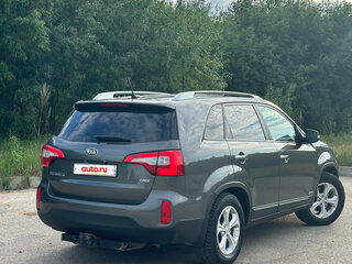 2013 Kia Sorento II Рестайлинг, серый, 1630000 рублей, вид 3