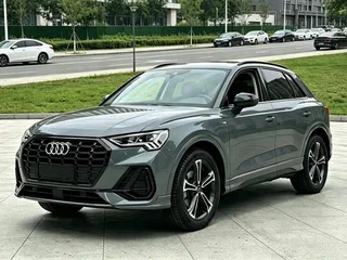 2022 Audi Q3 35 TFSI II (F3), серебристый, 1976000 рублей, вид 1