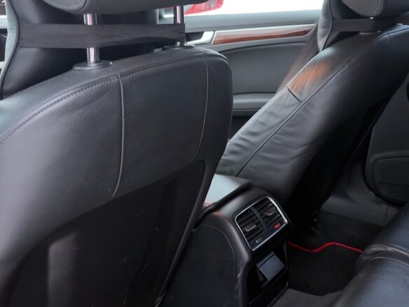 2009 Audi A4 IV (B8), красный, 740000 рублей - вид 21