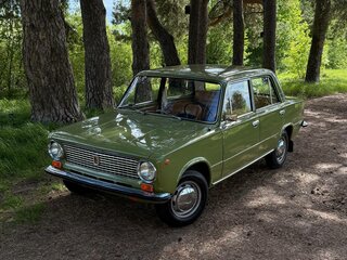 1975 Lada (ВАЗ) 21011, зелёный, 1190000 рублей, вид 3
