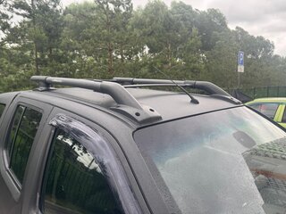 2007 Nissan Navara (Frontier) III (D40), серый, 900000 рублей, вид 4