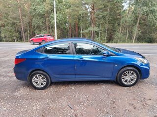 2012 Hyundai Solaris I, синий, 750000 рублей, вид 3