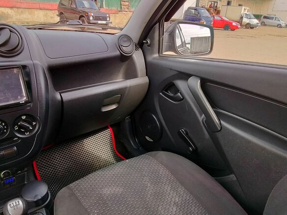 2012 Lada (ВАЗ) Granta I, пурпурный, 300000 рублей - вид 6