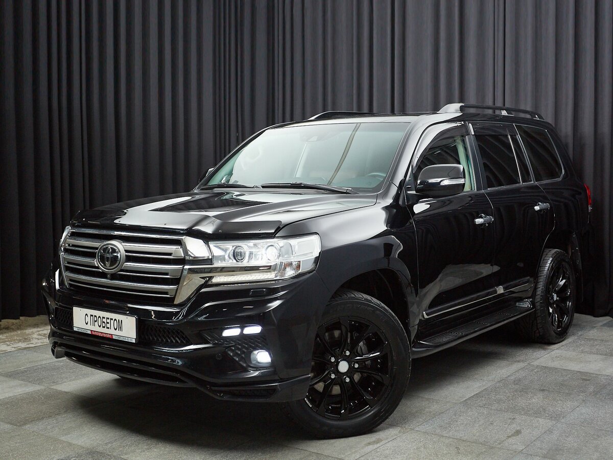 Открыть фотографии: Toyota Land Cruiser 200 Series Рестайлинг 2