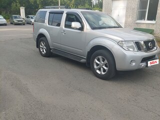 2011 Nissan Pathfinder III Рестайлинг, серебристый, 2000000 рублей, вид 2