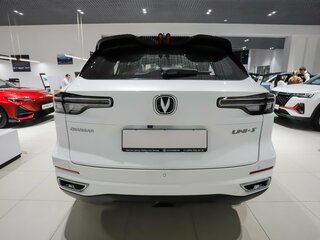 2024 Changan UNI-S I, белый, 3000000 рублей, вид 4
