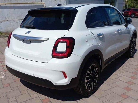 2023 Fiat 500X I Рестайлинг, белый, 3630000 рублей - вид 4